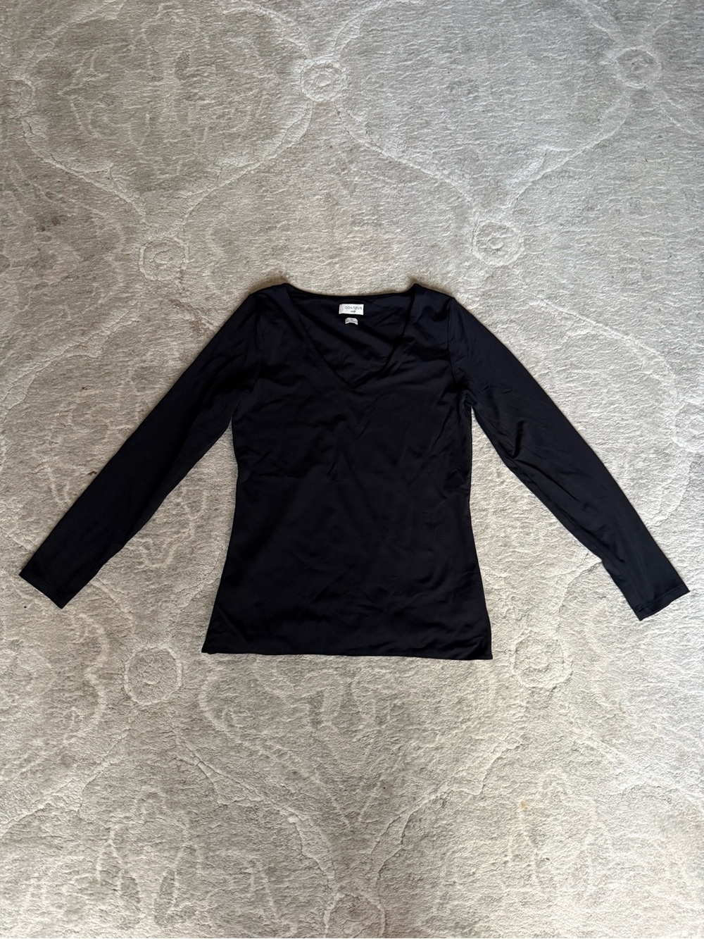 Aritzia Contour Long Sleeve Black V-Neck Women's Top, size XL